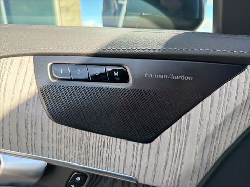 Used 2024 Volvo XC90 T8 Ultimate w/ Protection Package Premier image 55