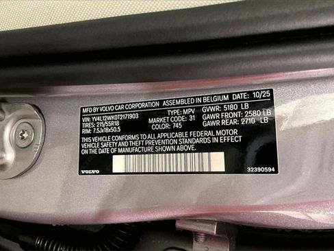 New 2026 Volvo V60 B5 Cross Country Plus w/ Climate Package image 9