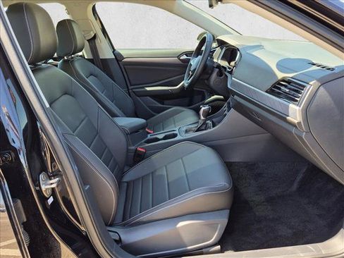 Used 2023 Volkswagen Jetta SE w/ Panoramic Sunroof Package FWD image 20