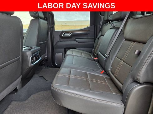 Used 2025 Chevrolet Silverado 1500 High Country w/ Technology Package AWD/4WD image 15