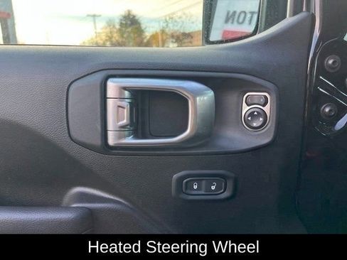 Used 2024 Jeep Gladiator Rubicon w/ Convenience Group image 9