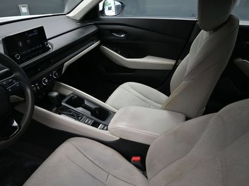 Certified 2024 Honda Accord LX image 15