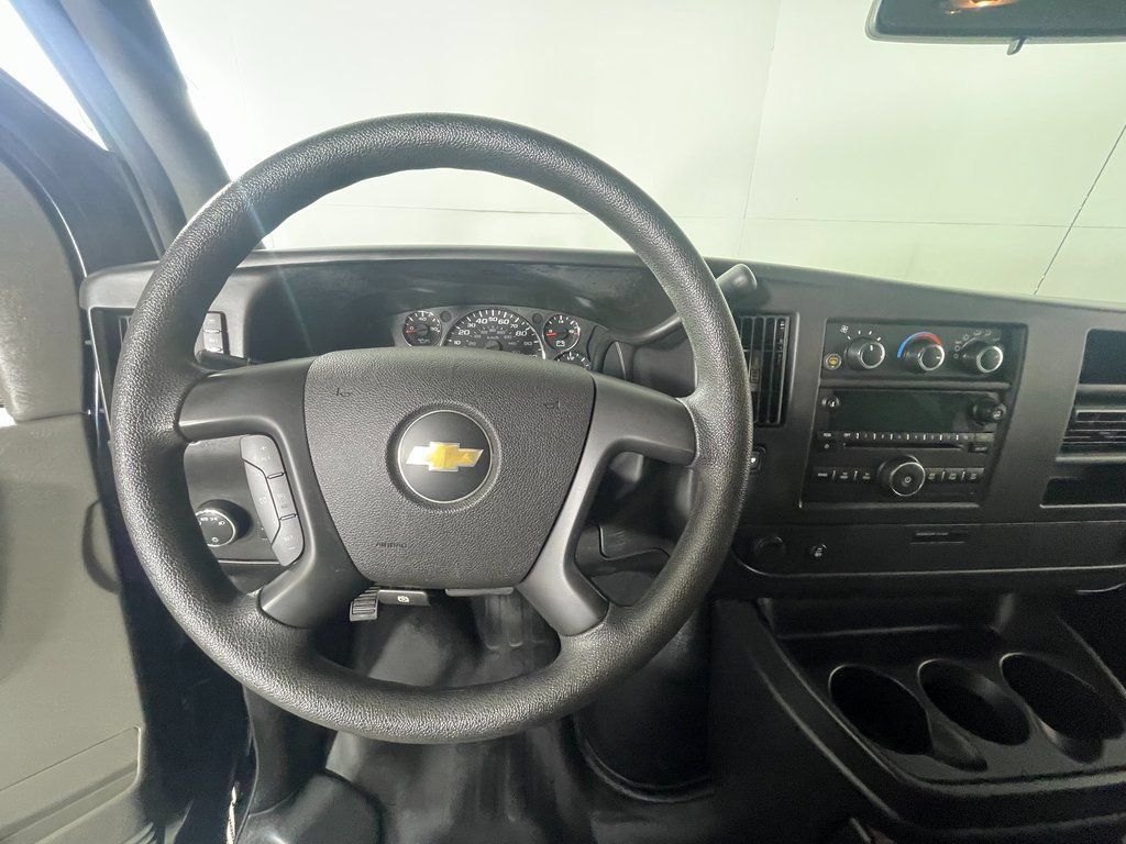 Used 2014 Chevrolet Express 1500 LS RWD image 16