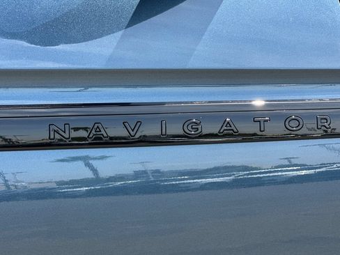 New 2027 Lincoln Navigator L Reserve w/ Jet Appearance Package AWD/4WD image 27