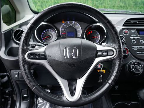 Used 2013 Honda Fit Sport image 21