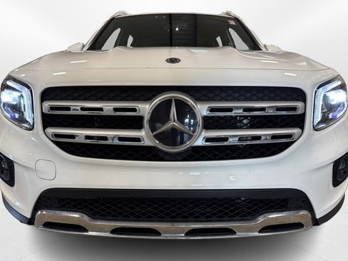 Used 2020 Mercedes-Benz GLB 250 4MATIC image 11