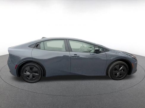 Used 2025 Toyota Prius LE image 15