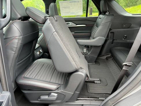 Used 2026 Ford Explorer ST-Line AWD/4WD image 6