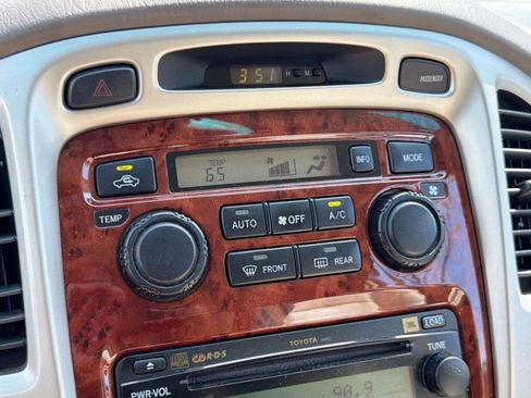 Used 2006 Toyota Highlander Limited image 19