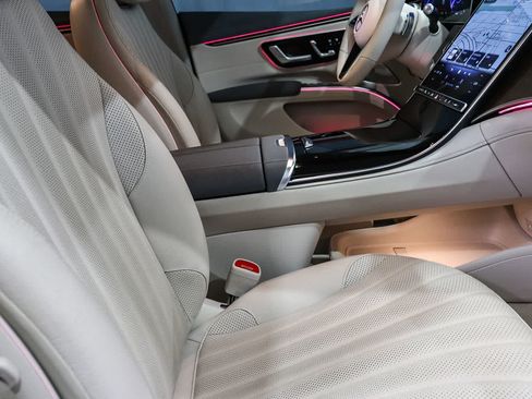 Certified 2023 Mercedes-Benz EQS 450+ Sedan image 17