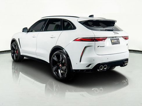 Used 2022 Jaguar F-PACE SVR image 14