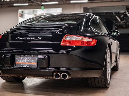Used 2005 Porsche 911 Carrera S RWD image 33