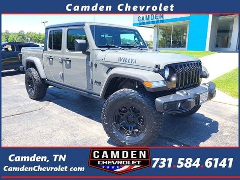 Used 2022 Jeep Gladiator Sport AWD/4WD image 1