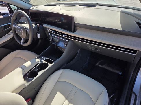 Used 2025 Hyundai Sonata Limited image 23