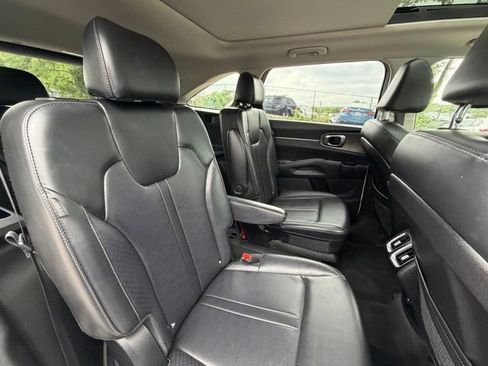 Used 2024 Kia Sorento X-Line EX AWD/4WD image 23