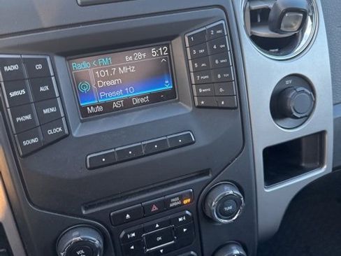 Used 2014 Ford F150 XLT w/ Equipment Group 302A Luxury image 8