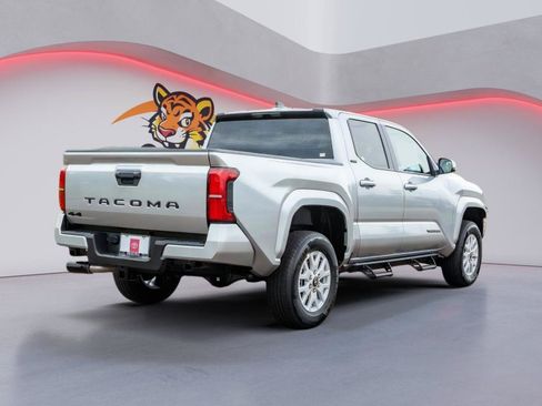 Certified 2026 Toyota Tacoma SR5 AWD/4WD image 6