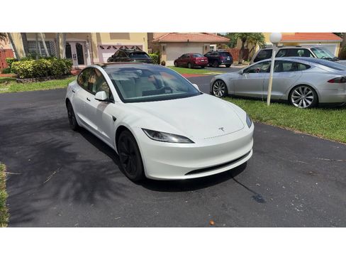 Used 2024 Tesla Model 3 Long Range RWD image 2