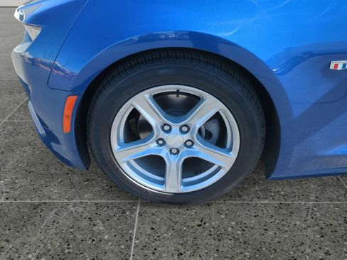 Used 2023 Chevrolet Camaro LT image 14