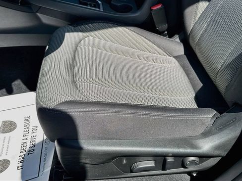 Used 2024 Subaru Crosstrek 2.0i Premium AWD/4WD image 22
