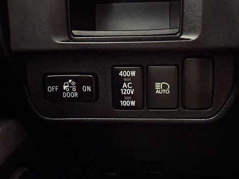 Used 2018 Toyota Tacoma TRD Pro image 29