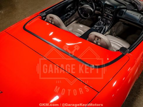 Used 1999 Chevrolet Corvette Convertible w/ Memory Pkg RWD image 57