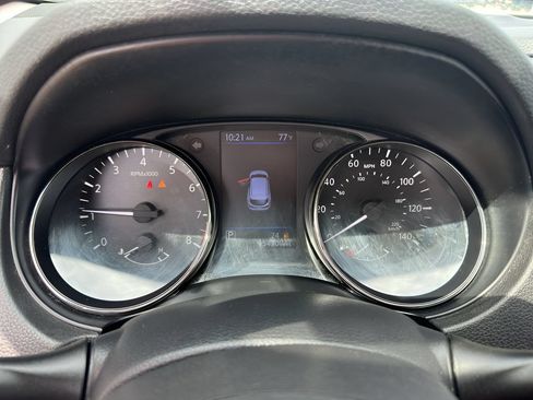 Used 2020 Nissan Rogue Sport S FWD image 27