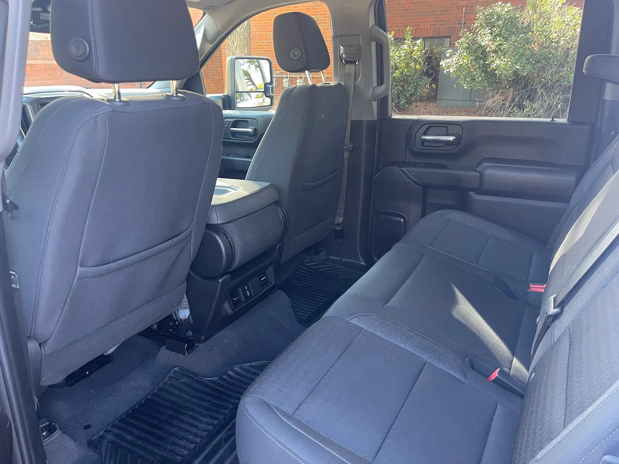 Used 2024 Chevrolet Silverado 2500 Custom w/ Custom Value Package RWD image 12