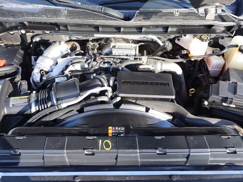 Used 2021 Chevrolet Silverado 2500 LTZ w/ LTZ Convenience Package image 14