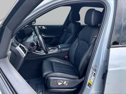 Used 2024 BMW X5 xDrive40i w/ M Sport Package AWD/4WD image 10