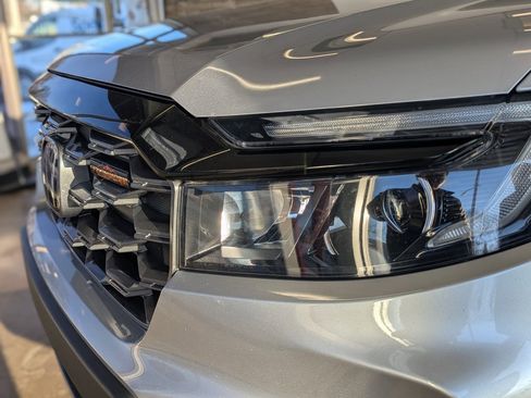 Used 2023 Honda Passport TrailSport image 12