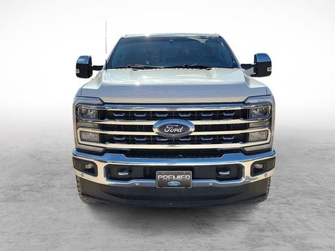 Used 2023 Ford F250 Lariat w/ Lariat Ultimate Package image 3