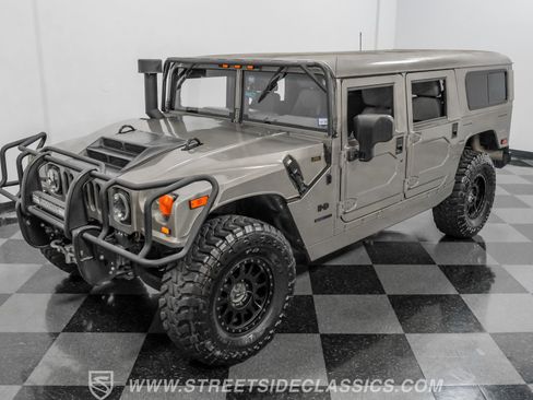 Used 2002 HUMMER H1 4-Door Wagon image 35