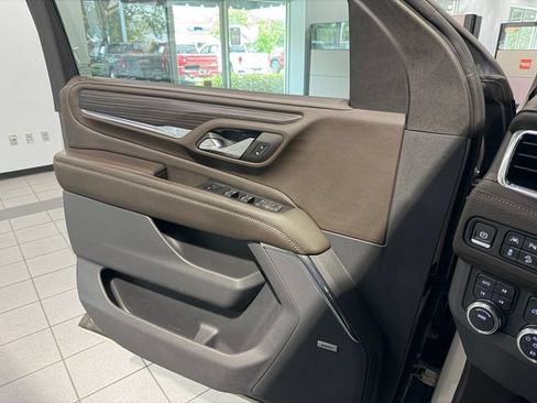 Used 2023 GMC Yukon Denali AWD/4WD image 26