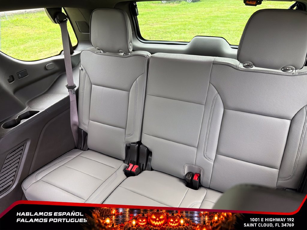 Used 2024 GMC Yukon SLT w/ SLT Luxury Package AWD/4WD image 27
