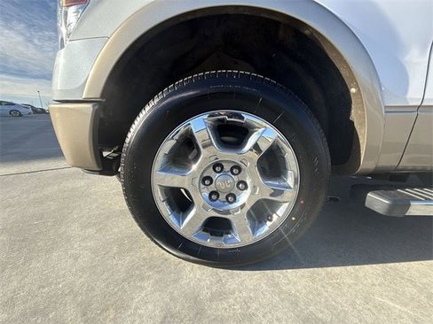 Used 2014 Ford F150 King Ranch w/ King Ranch Luxury Package image 2