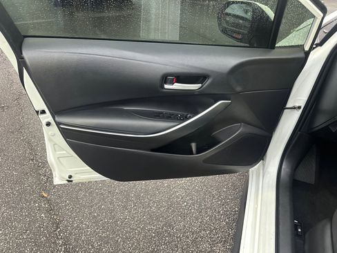 Used 2021 Toyota Corolla SE image 10