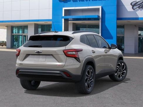 New 2026 Chevrolet Trax RS image 4