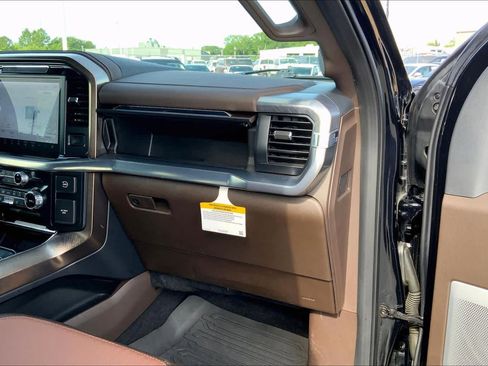 Certified 2025 Ford F150 King Ranch AWD/4WD image 20