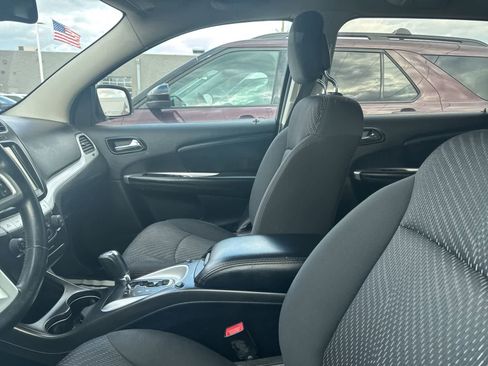 Used 2015 Dodge Journey SXT w/ Blacktop Package FWD image 29