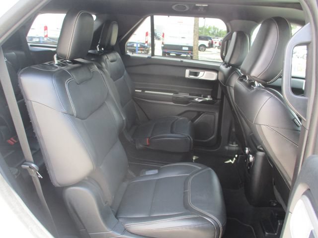 Certified 2022 Ford Explorer ST w/ Equipment Group 401A AWD/4WD image 17