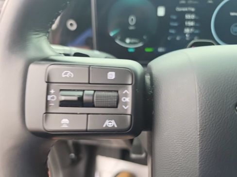Used 2025 Hyundai Santa Fe Calligraphy FWD image 14