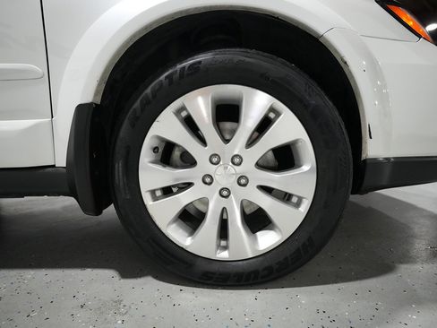 Used 2009 Subaru Outback 2.5i Limited image 9