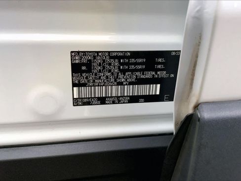 Used 2023 Toyota RAV4 Limited w/ Limited Grade Weather Package FWD image 31