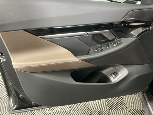 Certified 2024 BMW 530i w/ Premium Package image 24