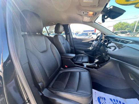 Used 2022 Buick Encore GX Essence w/ Sport Touring Package AWD/4WD image 39