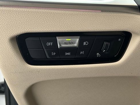 Certified 2023 BMW 330i xDrive Sedan w/ Driving Assistance Package image 20