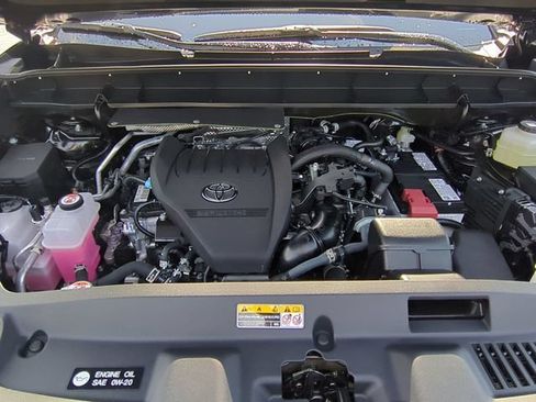 Certified 2026 Toyota Highlander XSE AWD/4WD image 35