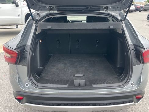 Used 2025 Chevrolet Trax LT FWD image 25