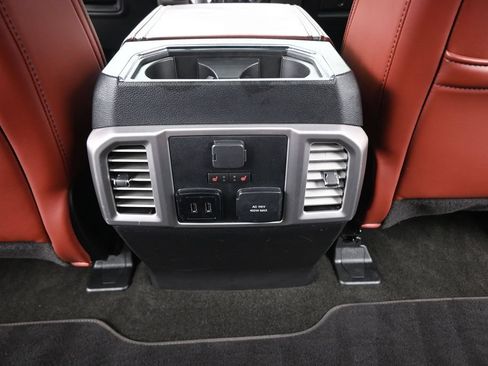 Used 2018 Ford F150 Platinum w/ Equipment Group 701A Luxury AWD/4WD image 27